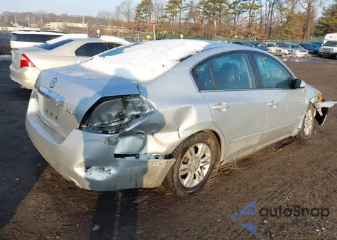 2010 Nissan Altima 2.5 S z USA, uszkodzony, nr VIN 1N4AL2AP9AN530416